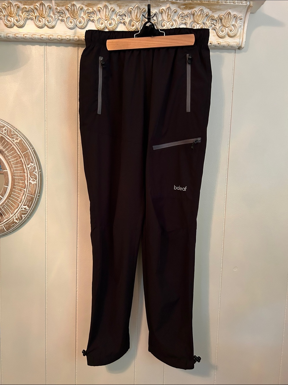 Baleaf Black Men's Athletic Shorts with Gray Zippers